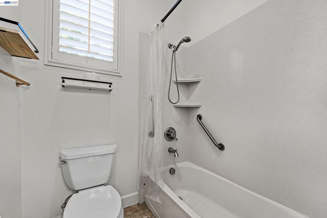 2771 Manresa Shore Ln, Oakley, CA 94561