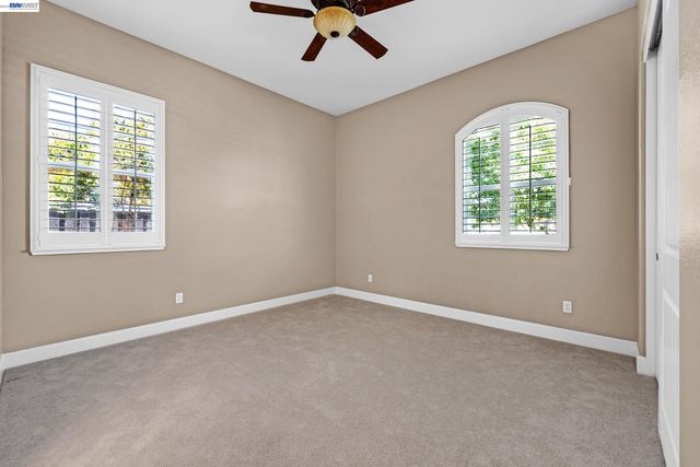 2771 Manresa Shore Ln, Oakley, CA 94561