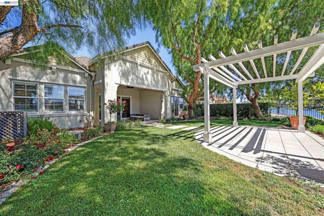 2771 Manresa Shore Ln, Oakley, CA 94561