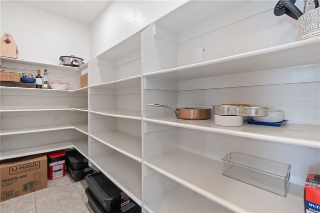 5702 S 60th Place, Rogers, AR 72758