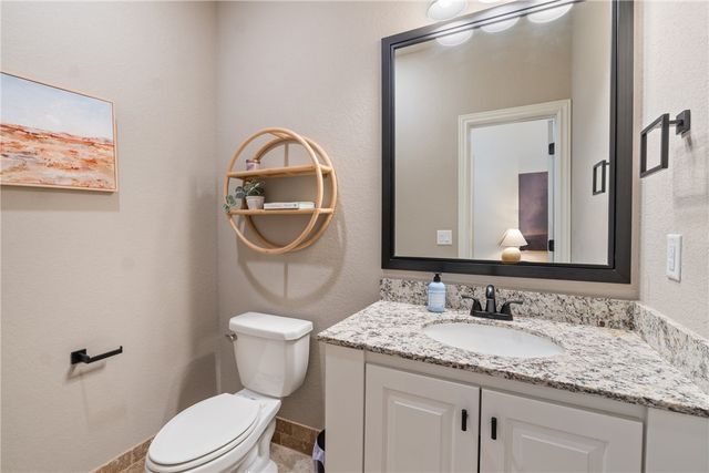 5702 S 60th Place, Rogers, AR 72758