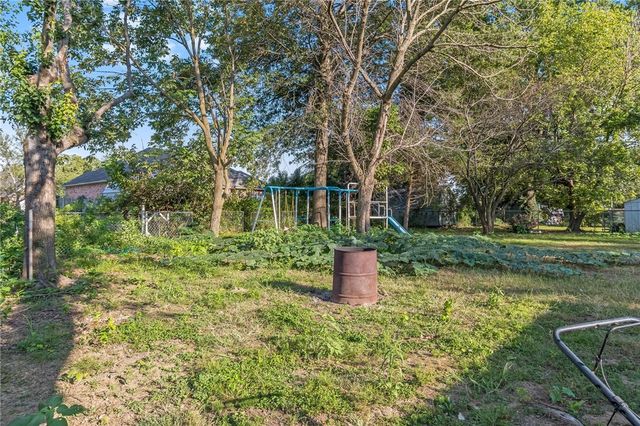 201 N Country Club Road, Siloam Springs, AR 72761