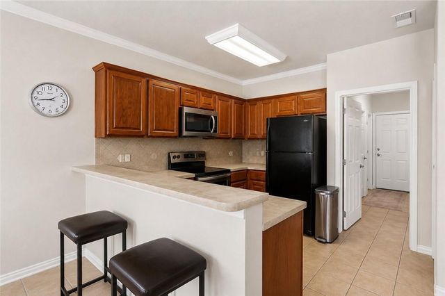 1001 Krenek Tap Road 803, College Station, TX 77840