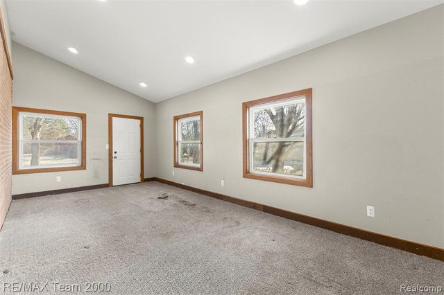 15615 Martinsville Road, Van Buren, MI 48111