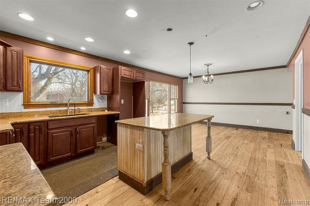 15615 Martinsville Road, Van Buren, MI 48111