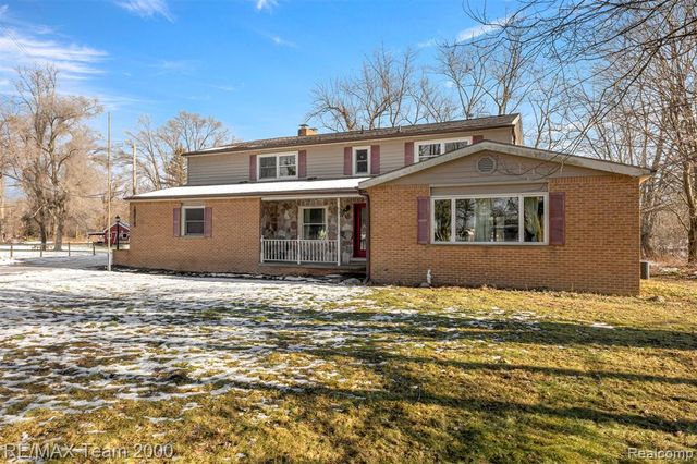 15615 Martinsville Road, Van Buren, MI 48111