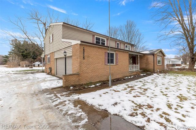 15615 Martinsville Road, Van Buren, MI 48111