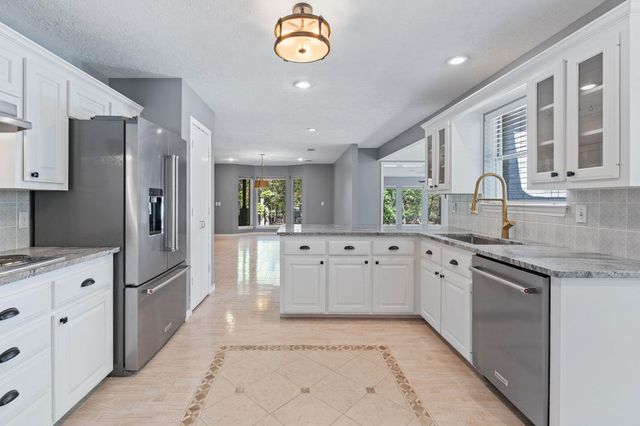 11085 Jake Pearson Road, Conroe, TX 77304