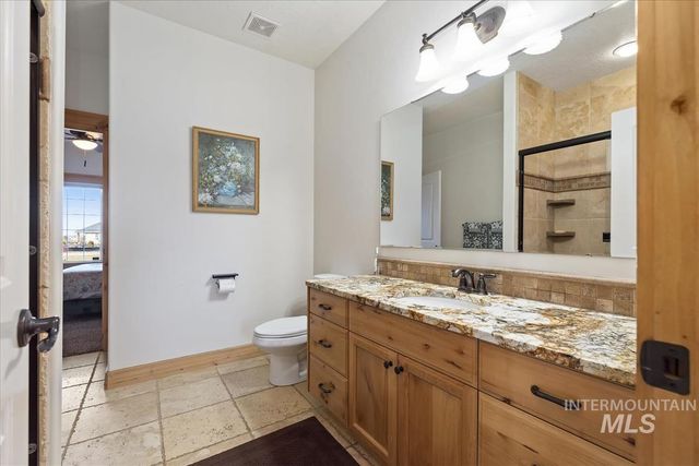 26348 Pheasant Landing Rd, Middleton, ID 83644