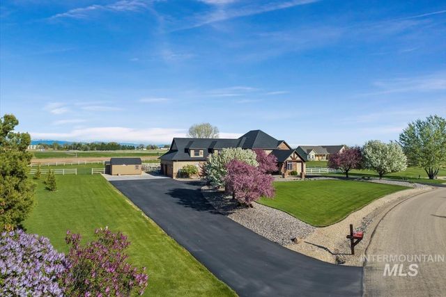 26348 Pheasant Landing Rd, Middleton, ID 83644