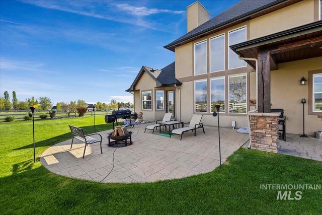 26348 Pheasant Landing Rd, Middleton, ID 83644