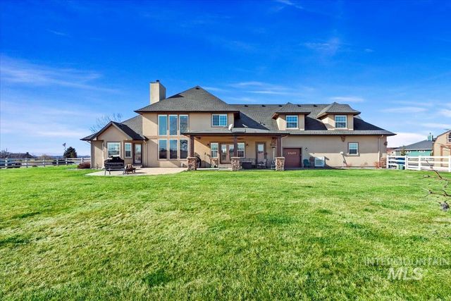 26348 Pheasant Landing Rd, Middleton, ID 83644