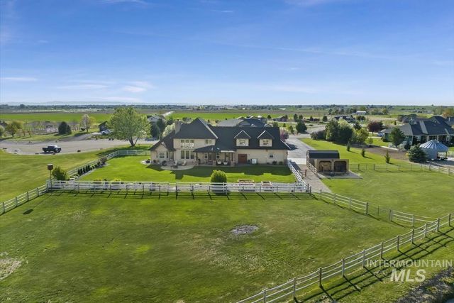 26348 Pheasant Landing Rd, Middleton, ID 83644