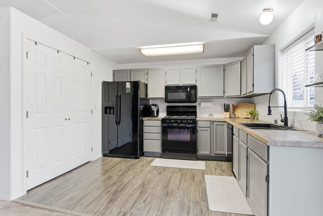 12513 W 10th Ave, Airway Heights, WA 99001