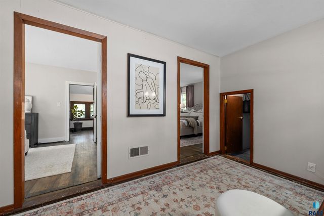 601 S Prairie Ave Avenue, Sioux Falls, SD 57104