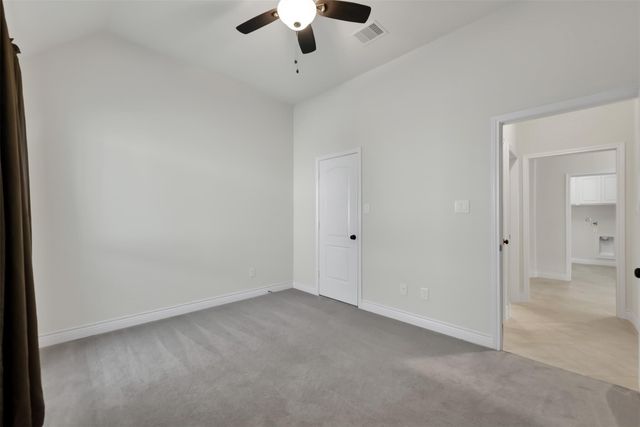 150 N Greatwood Glen Place, Montgomery, TX 77316