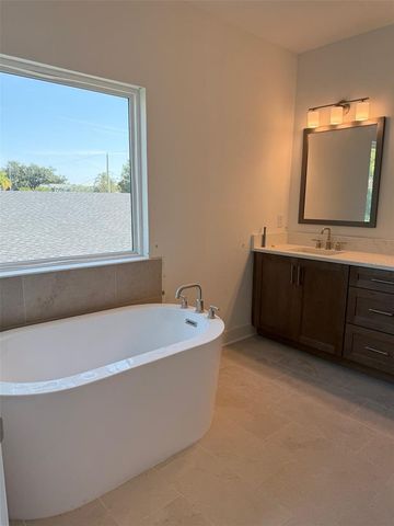 809 W INDIANA AVENUE, Tampa, FL 33603