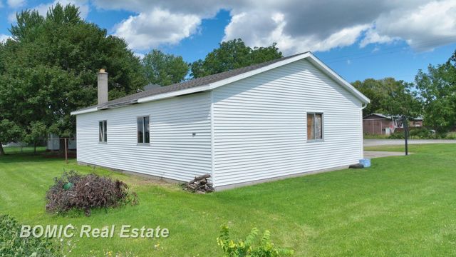 2575 N Block Road, Reese, MI 48757