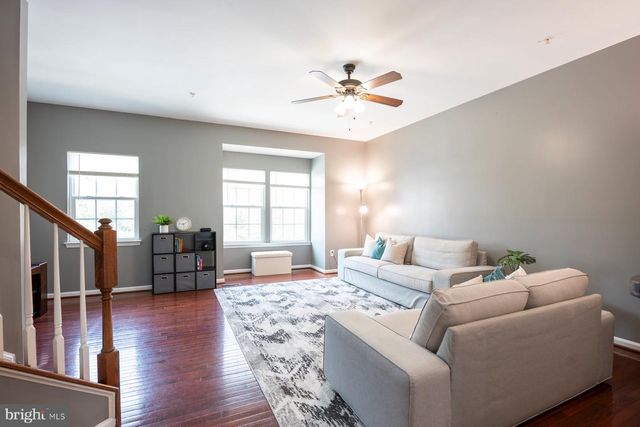 915 HOPKINS COR, Glen Burnie, MD 21060