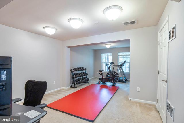 915 HOPKINS COR, Glen Burnie, MD 21060