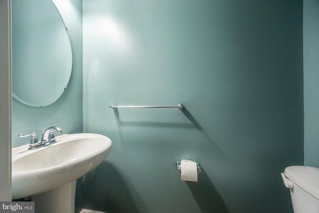 915 HOPKINS COR, Glen Burnie, MD 21060