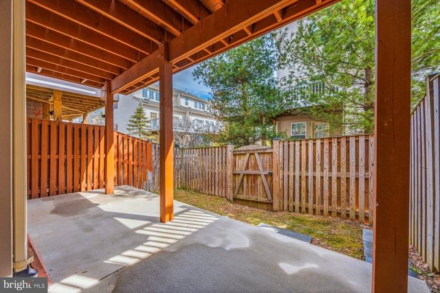 915 HOPKINS COR, Glen Burnie, MD 21060