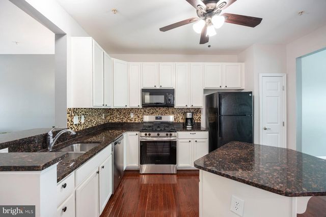 915 HOPKINS COR, Glen Burnie, MD 21060