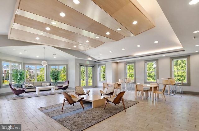 915 HOPKINS COR, Glen Burnie, MD 21060