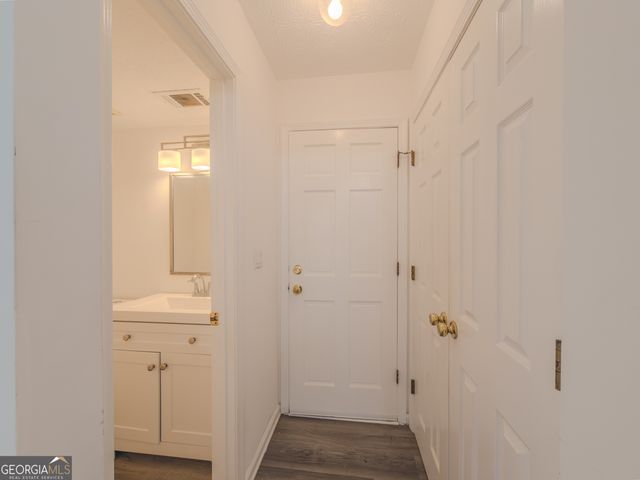 116 Grayland Place, Lawrenceville, GA 30046