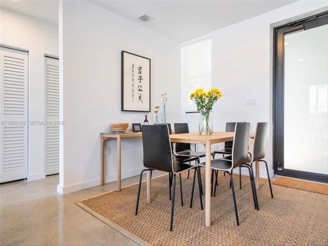 1053 NW 29th St, Miami, FL 33127