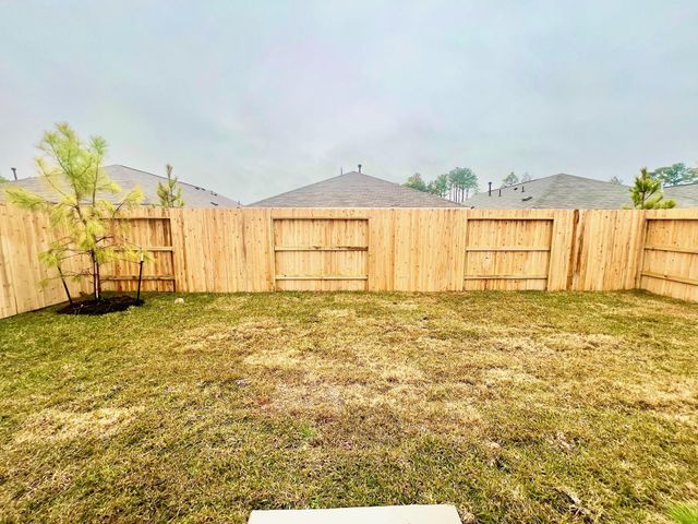 1472 Cactus Rose Dr, Conroe, TX 77301