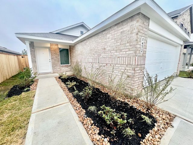 1472 Cactus Rose Dr, Conroe, TX 77301