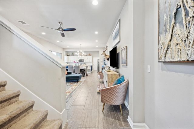 1503 Lawrence ST, Austin, TX 78741