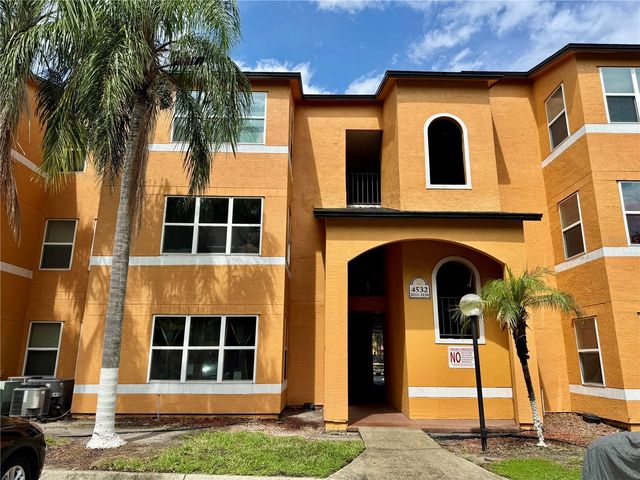 4532 COMMANDER DRIVE 2128, Orlando, FL 32822