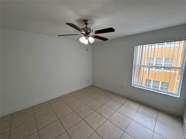 4532 COMMANDER DRIVE 2128, Orlando, FL 32822