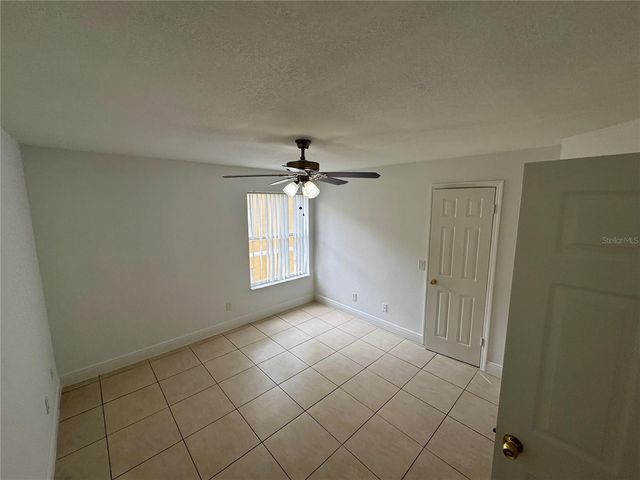 4532 COMMANDER DRIVE 2128, Orlando, FL 32822