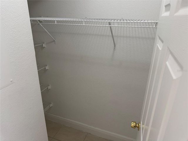 4532 COMMANDER DRIVE 2128, Orlando, FL 32822