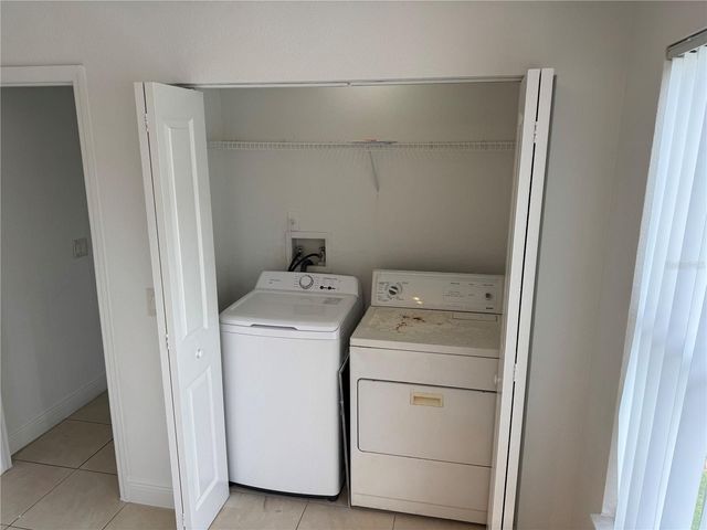 4532 COMMANDER DRIVE 2128, Orlando, FL 32822