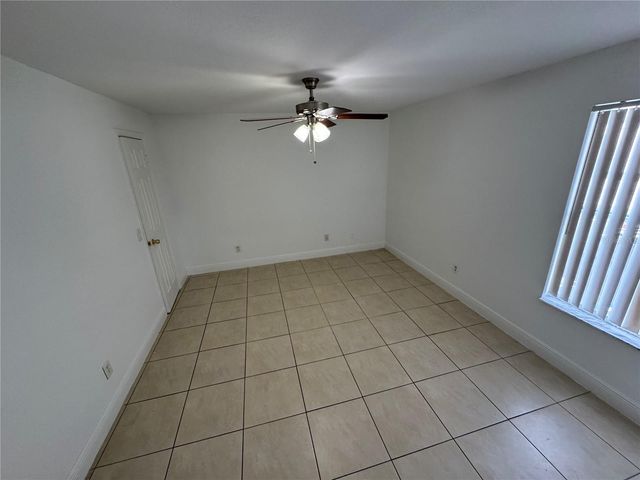 4532 COMMANDER DRIVE 2128, Orlando, FL 32822