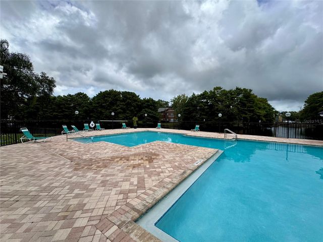4532 COMMANDER DRIVE 2128, Orlando, FL 32822