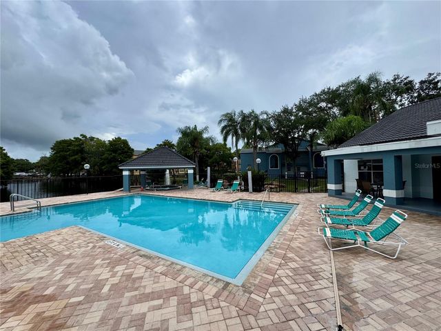 4532 COMMANDER DRIVE 2128, Orlando, FL 32822