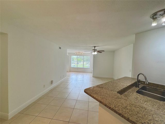 4532 COMMANDER DRIVE 2128, Orlando, FL 32822