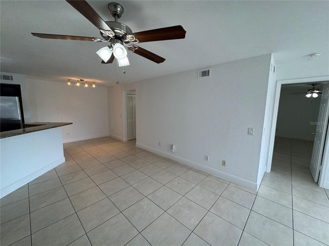 4532 COMMANDER DRIVE 2128, Orlando, FL 32822