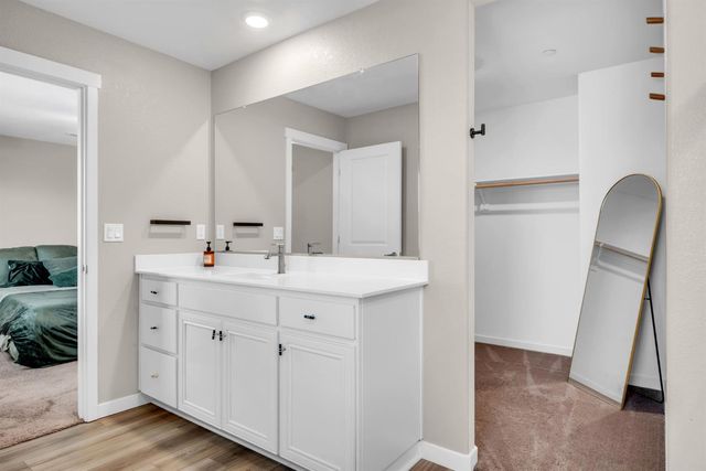 2213 Comstock Ln, Lincoln, CA 95648