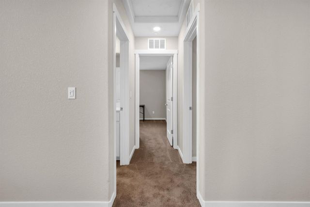 2213 Comstock Ln, Lincoln, CA 95648