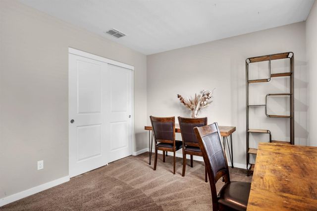 2213 Comstock Ln, Lincoln, CA 95648