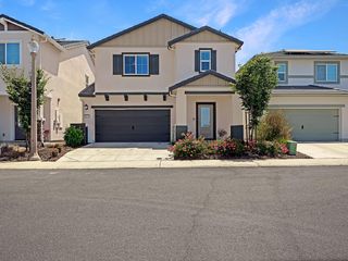 2213 Comstock Ln, Lincoln, CA 95648