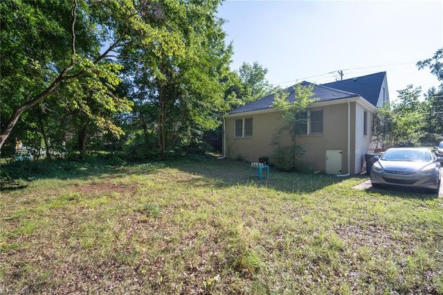 902 Josephine Boyd Street, Greensboro, NC 27408