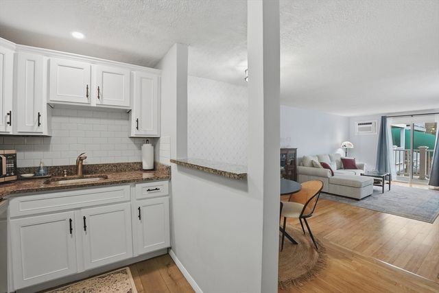 200 Manning Street 11C, Hudson, MA 01749