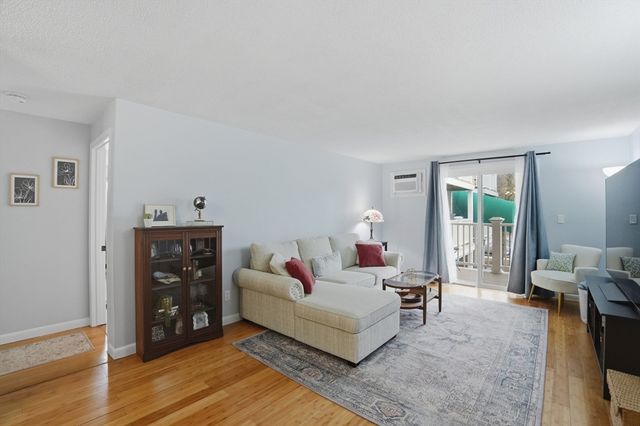 200 Manning Street 11C, Hudson, MA 01749